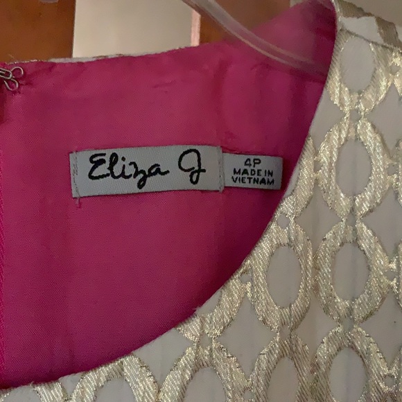 COPY - Eliza J Beautiful Metallic Thread Dress With Pink Lining - Picture 5 of 8